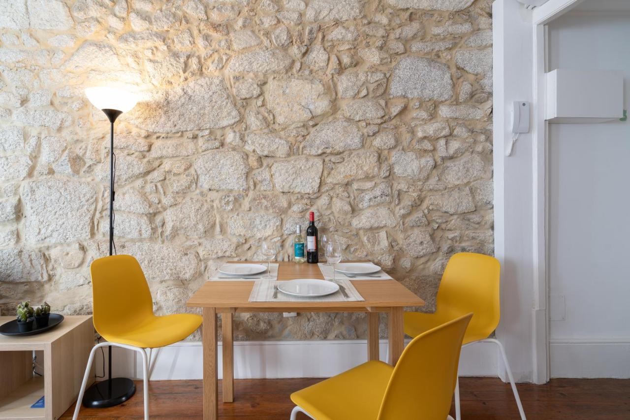 Host Wise - Modern Studios With Terrace - Walk Everywhere Porto Eksteriør bilde