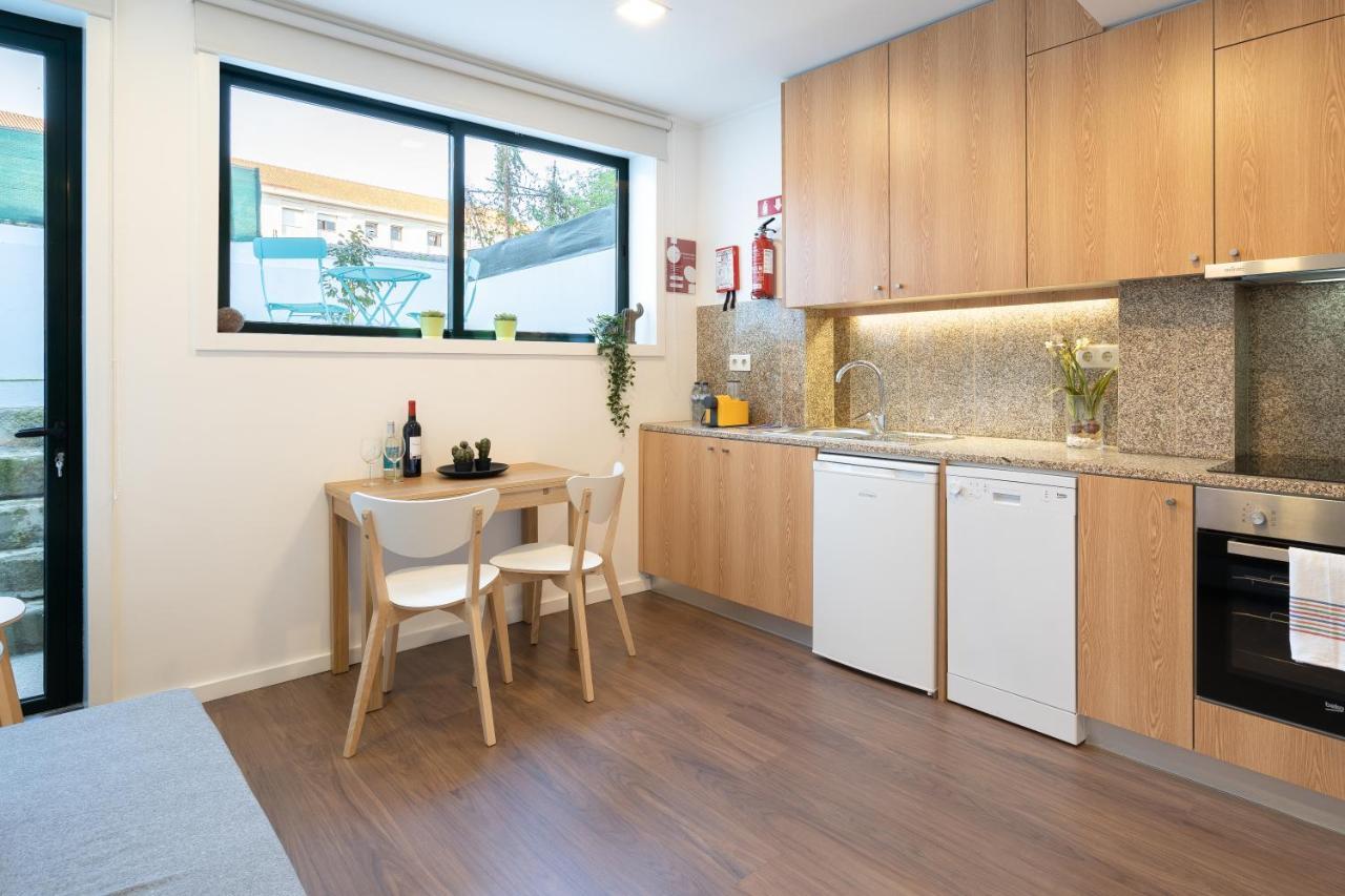 Host Wise - Modern Studios With Terrace - Walk Everywhere Porto Eksteriør bilde