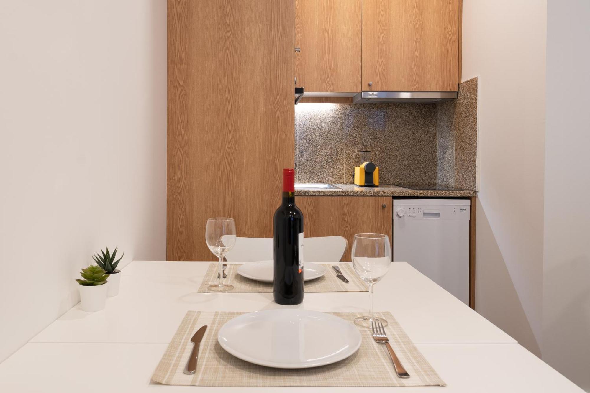Host Wise - Modern Studios With Terrace - Walk Everywhere Porto Rom bilde