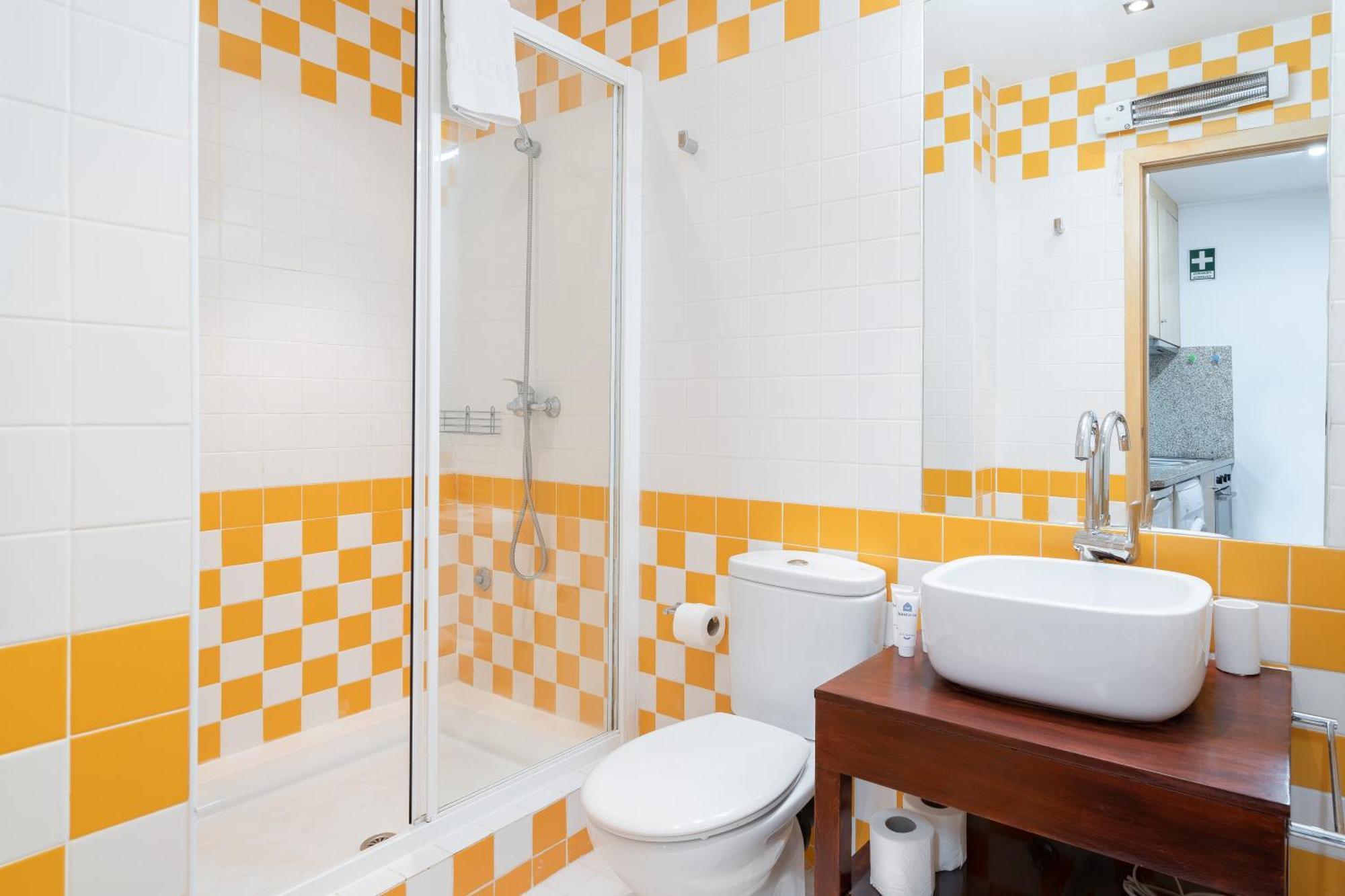 Host Wise - Modern Studios With Terrace - Walk Everywhere Porto Rom bilde